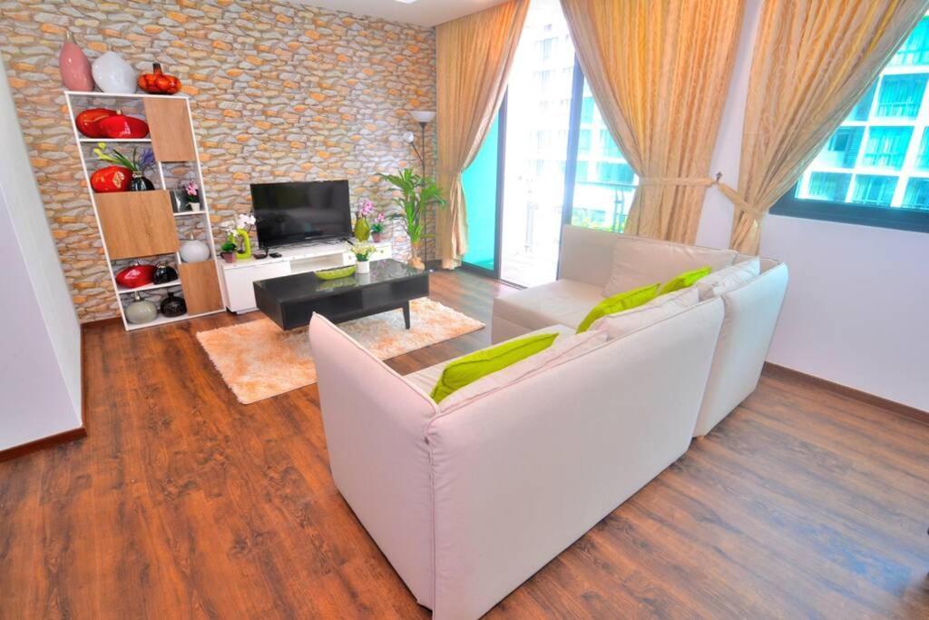 Vivacity Jazz Suite New Luxury Vivacity Cozy Home Lv8 Kuching Eksteriør bilde