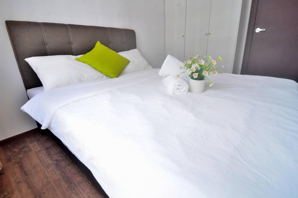 Vivacity Jazz Suite New Luxury Vivacity Cozy Home Lv8 Kuching Eksteriør bilde